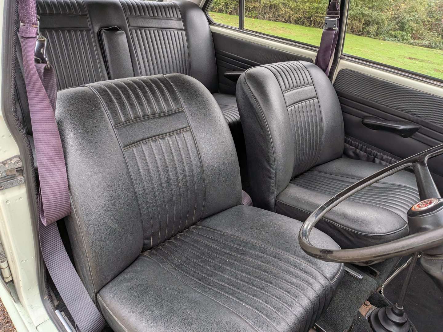 <p>1969 WOLSELEY 1300 AUTO</p>