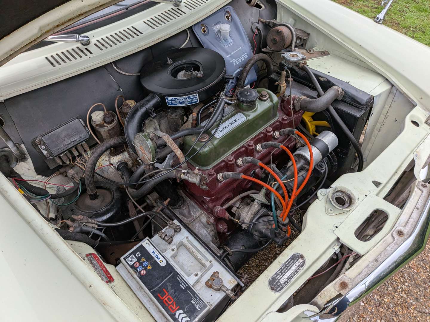 <p>1969 WOLSELEY 1300 AUTO</p>