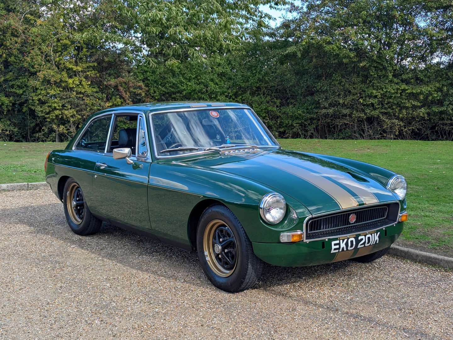 <p>1972 MG B GT</p>