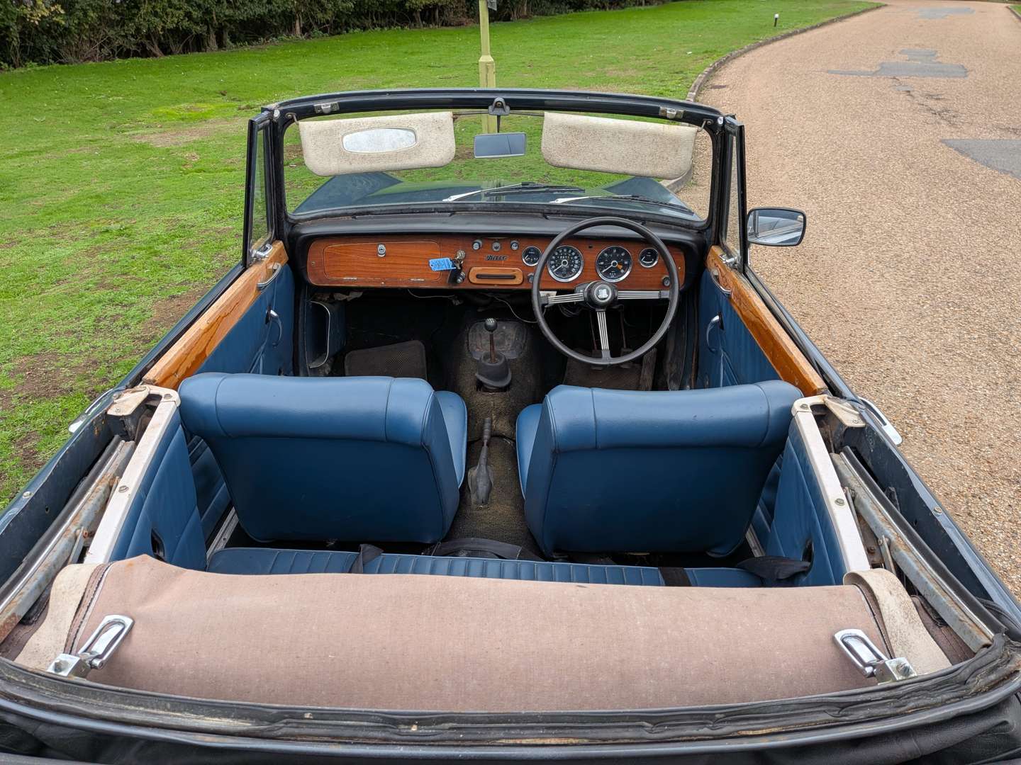 <p>1968 TRIUMPH VITESSE</p>