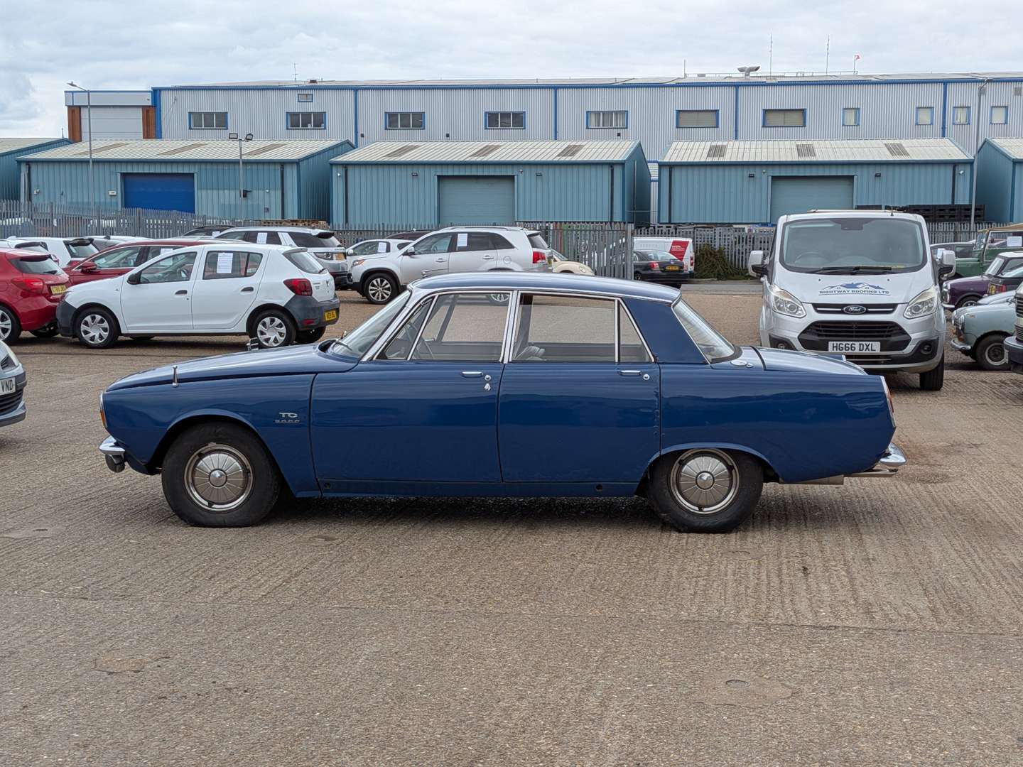 <p>1969 ROVER 2000 TC</p>