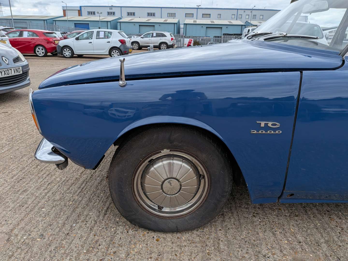 <p>1969 ROVER 2000 TC</p>