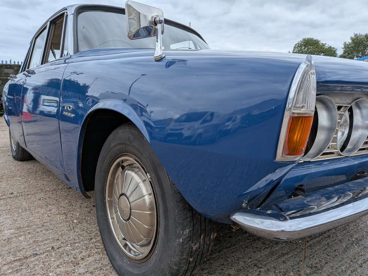 <p>1969 ROVER 2000 TC</p>