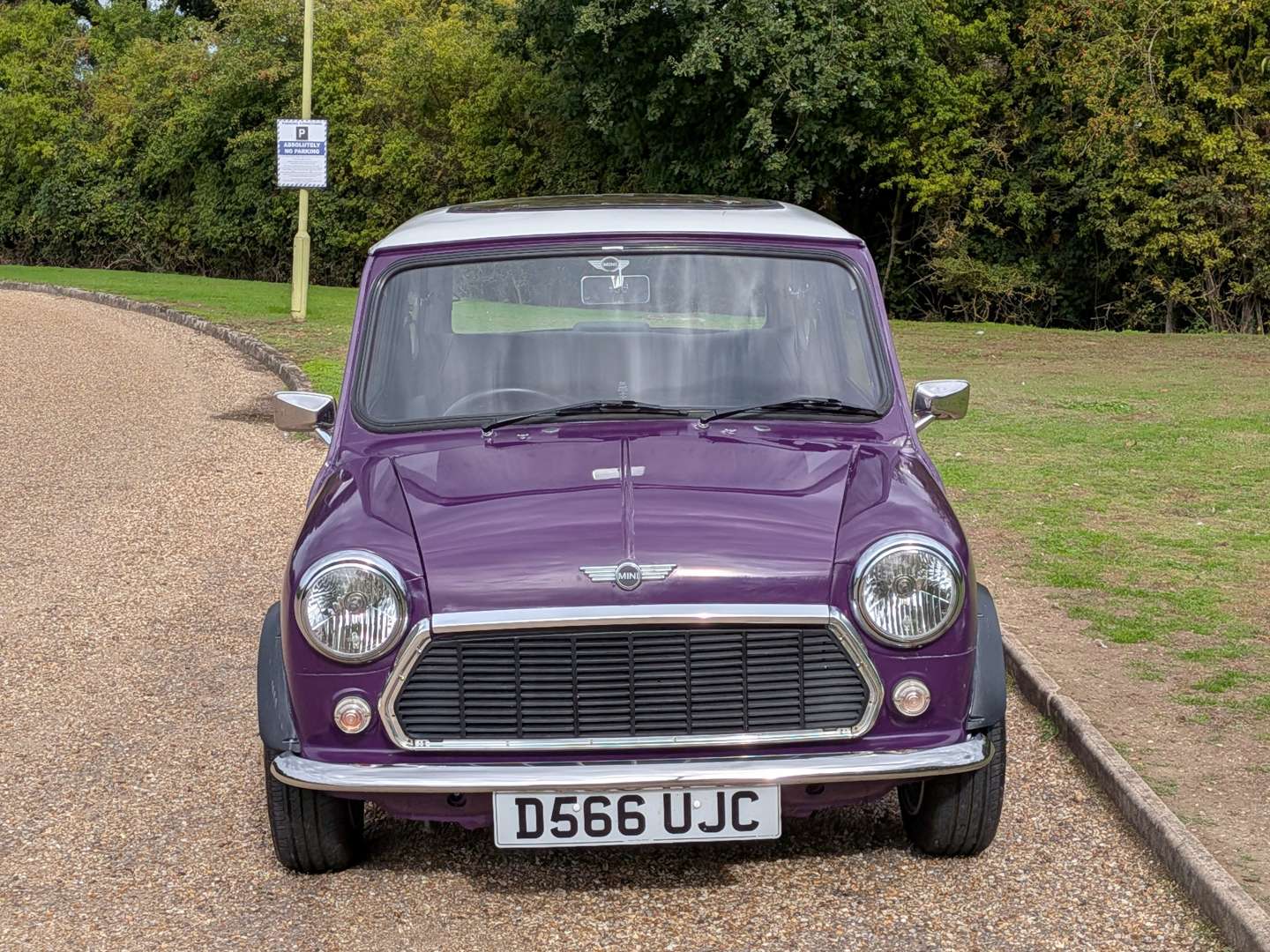 <p>1986 AUSTIN MINI MAYFAIR</p>