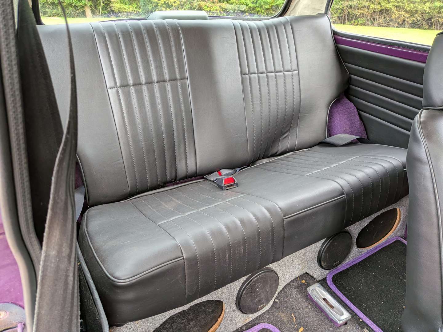 <p>1986 AUSTIN MINI MAYFAIR</p>