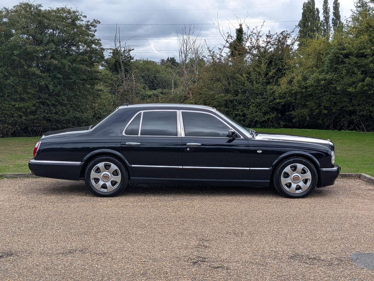 <p>2002 BENTLEY ARNAGE R</p>