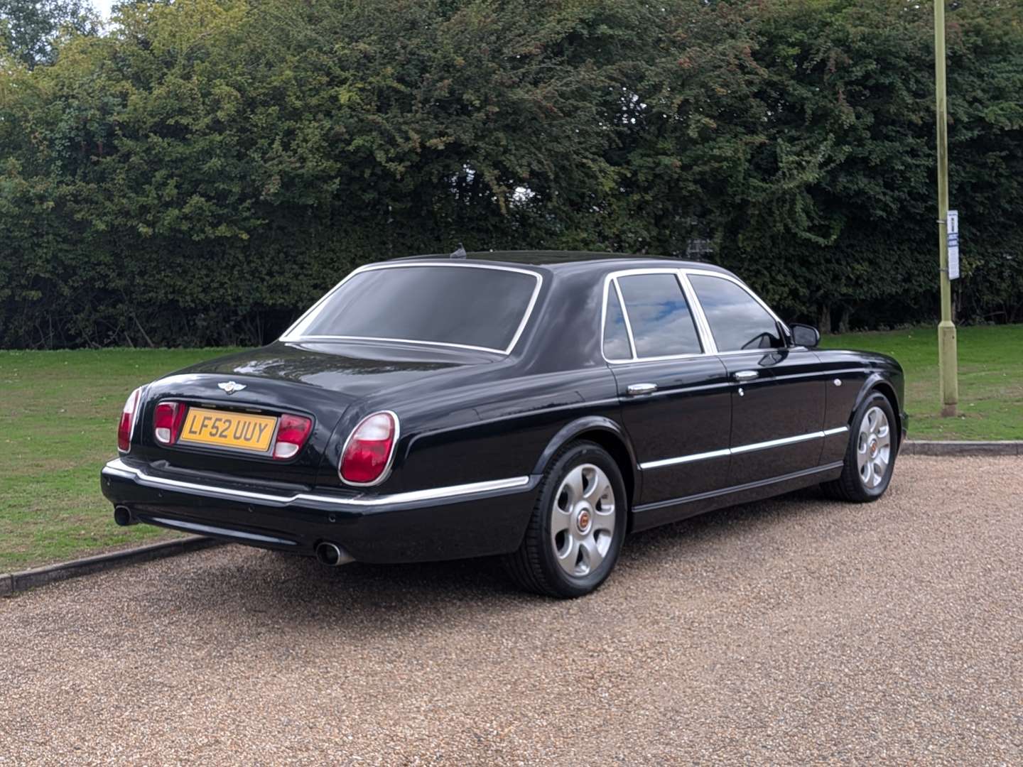 <p>2002 BENTLEY ARNAGE R</p>