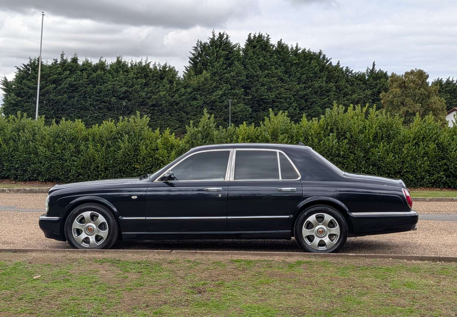 <p>2002 BENTLEY ARNAGE R</p>