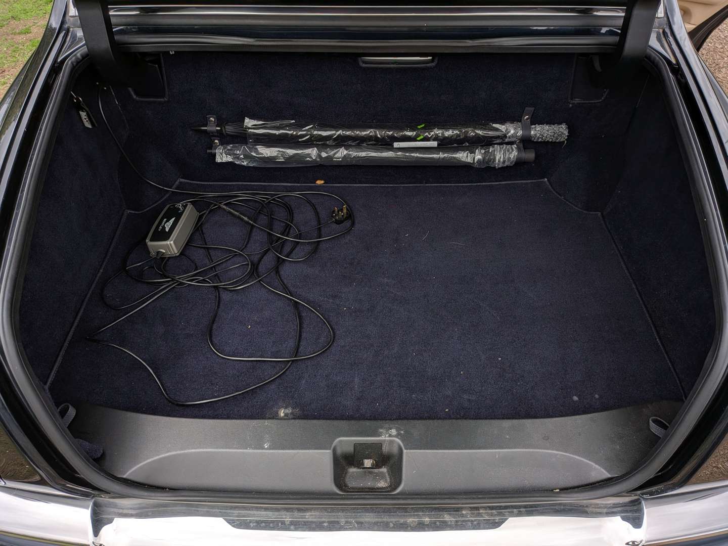 <p>2002 BENTLEY ARNAGE R</p>