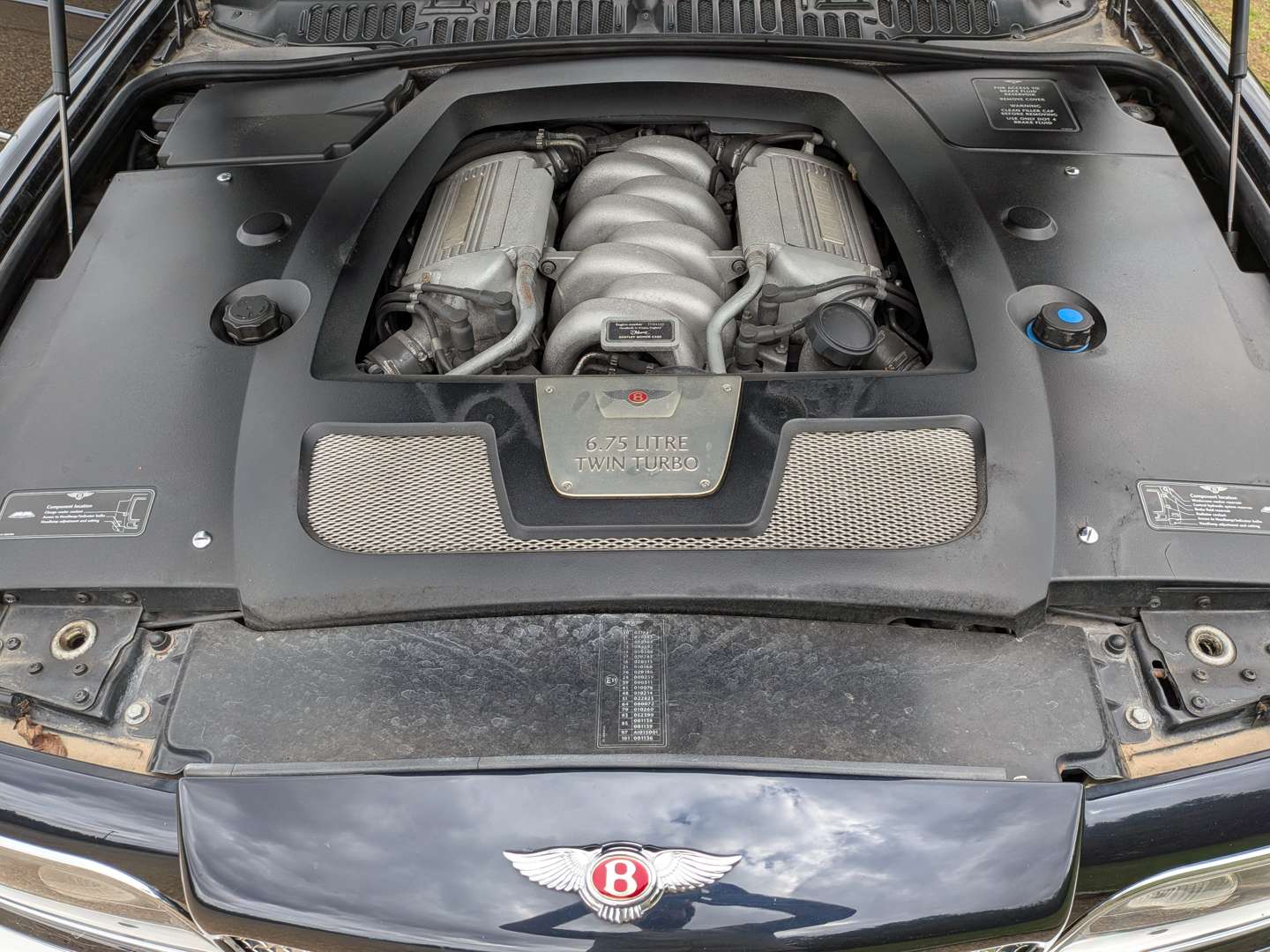 <p>2002 BENTLEY ARNAGE R</p>