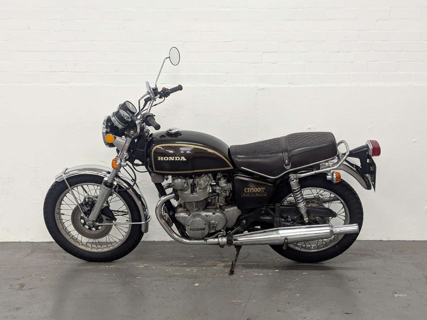 <p>1976 HONDA CB500T</p>
