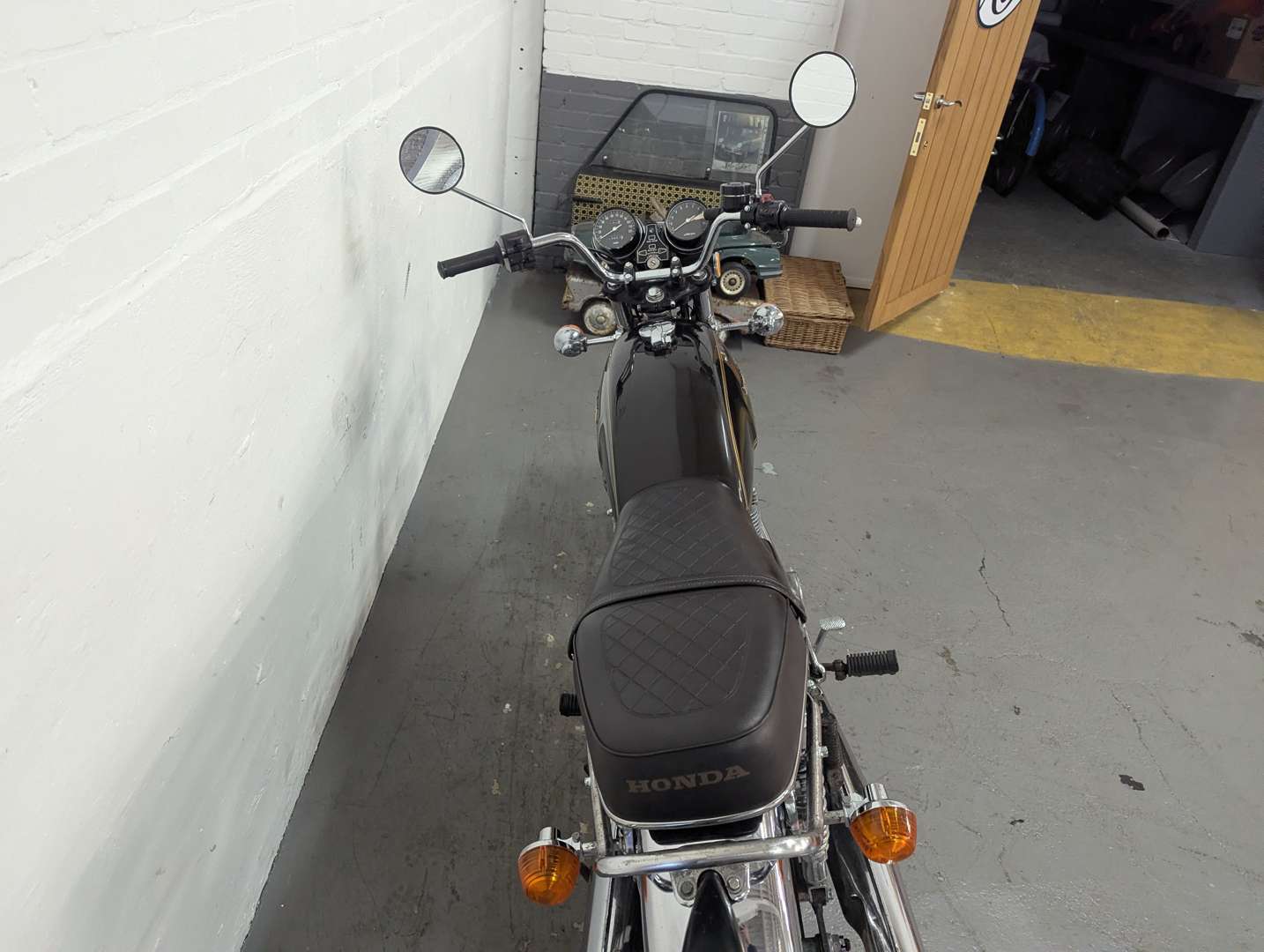 <p>1976 HONDA CB500T</p>