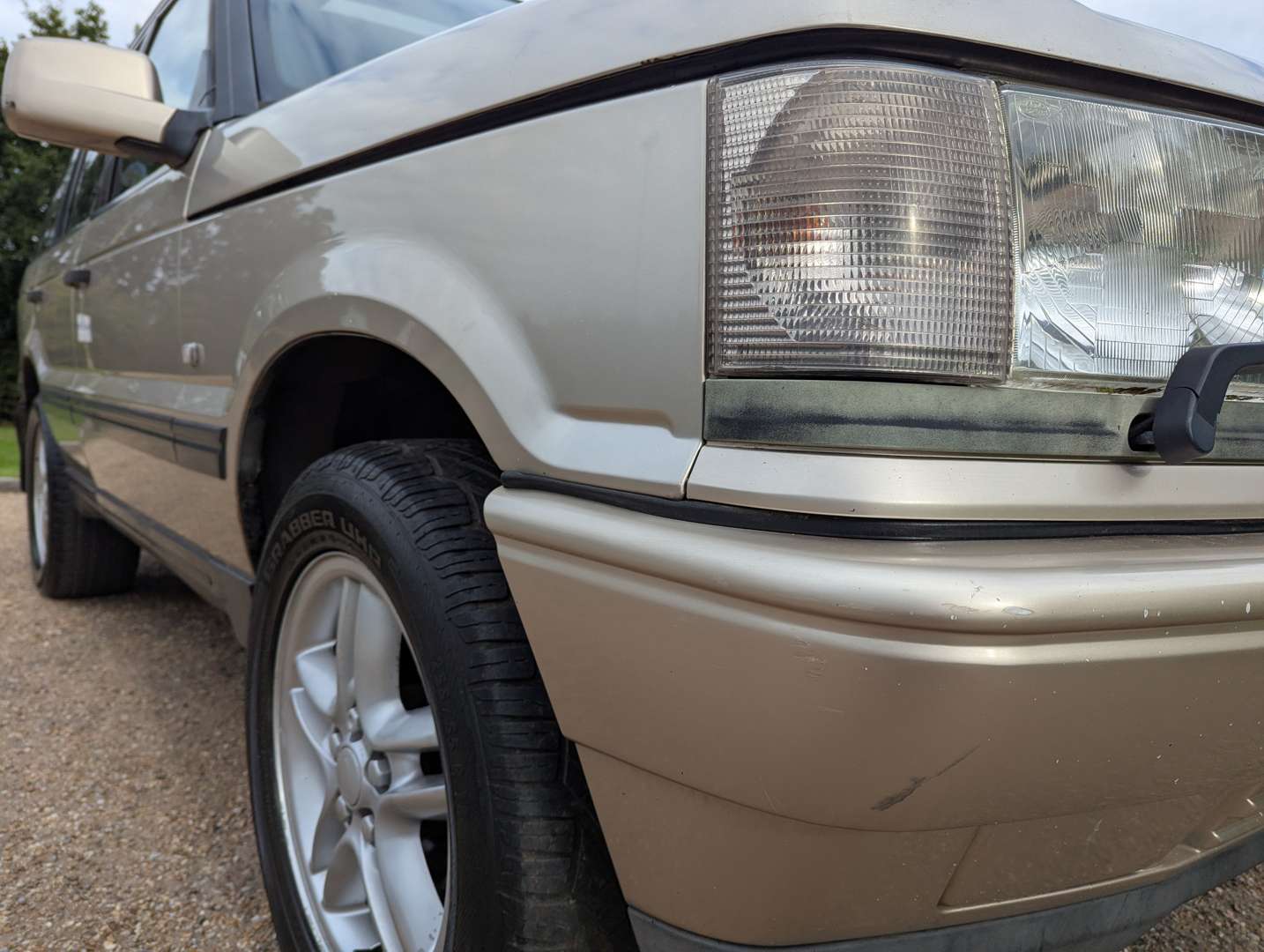 <p>2000 RANGE ROVER P38 DHSE AUTO</p>