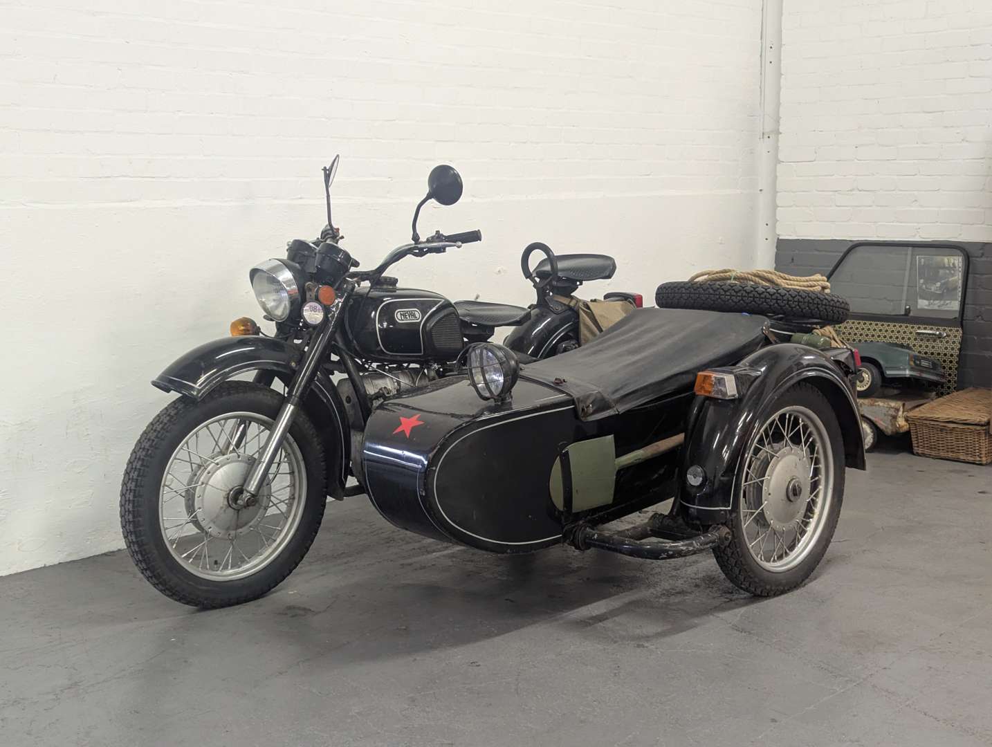 <p>1988 NEVAL 650 COMBINATION</p>