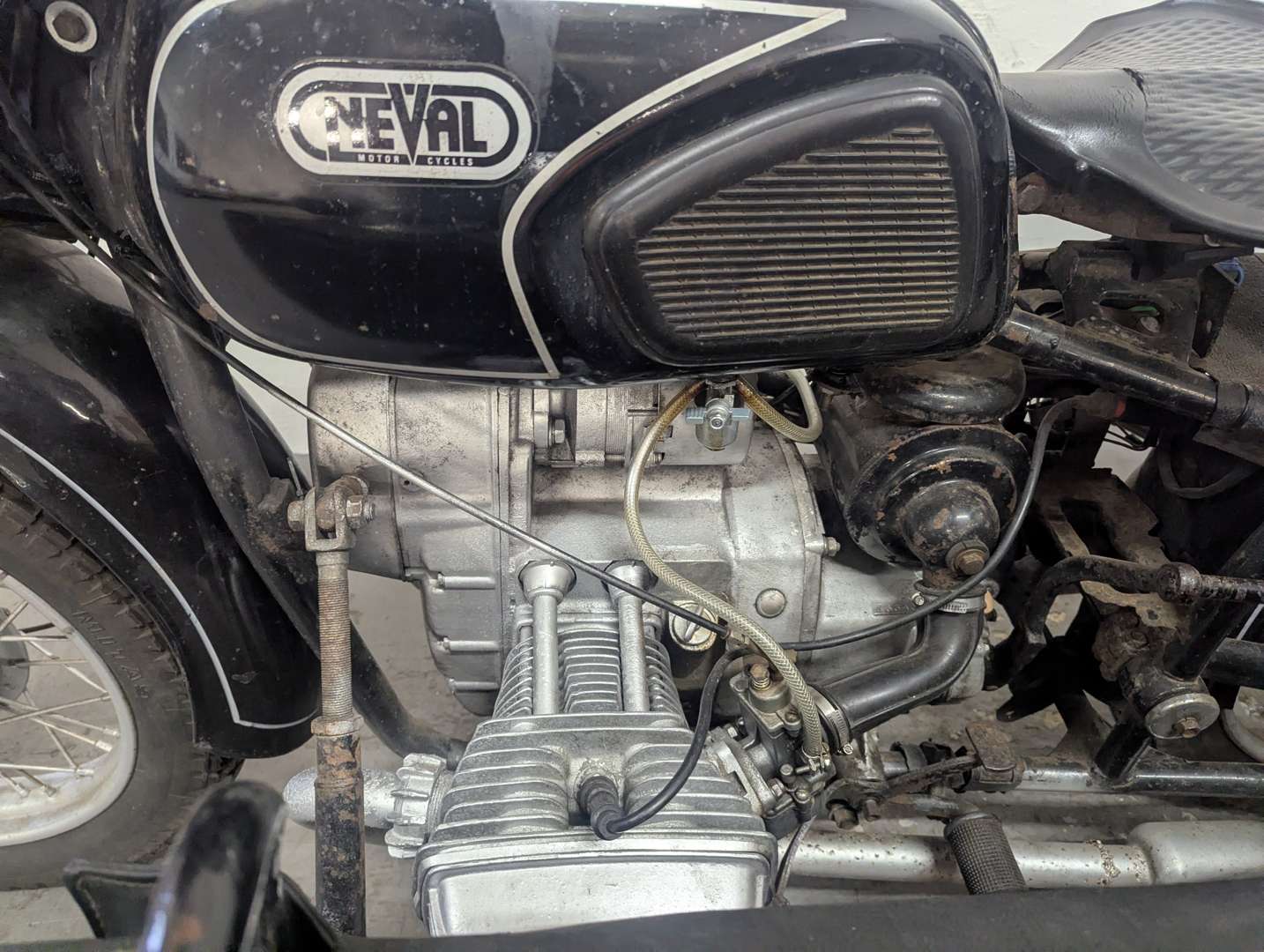 <p>1988 NEVAL 650 COMBINATION</p>