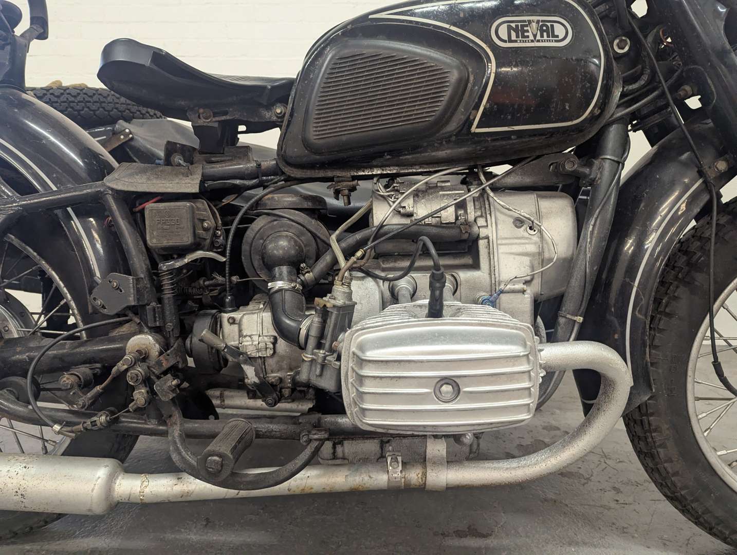<p>1988 NEVAL 650 COMBINATION</p>