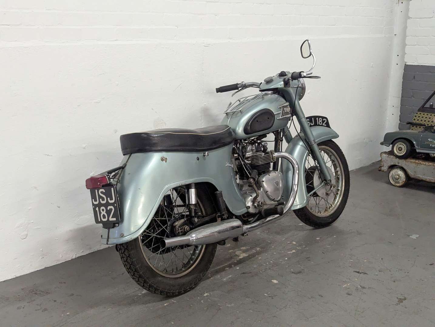 <p>1959 TRIUMPH 3TA</p>