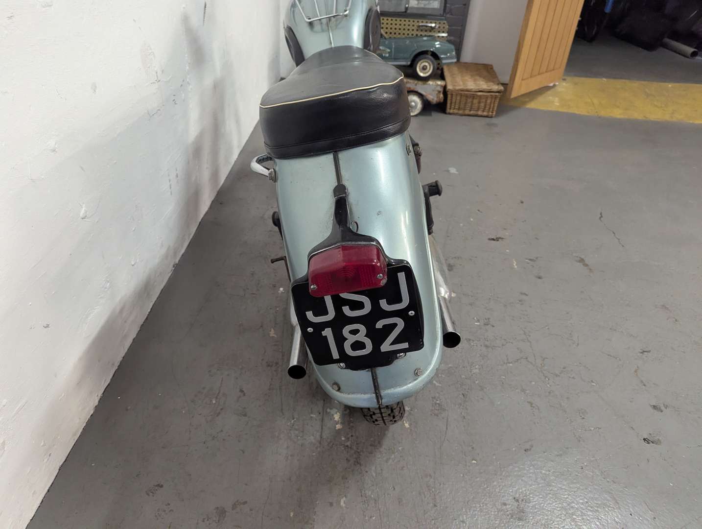 <p>1959 TRIUMPH 3TA</p>