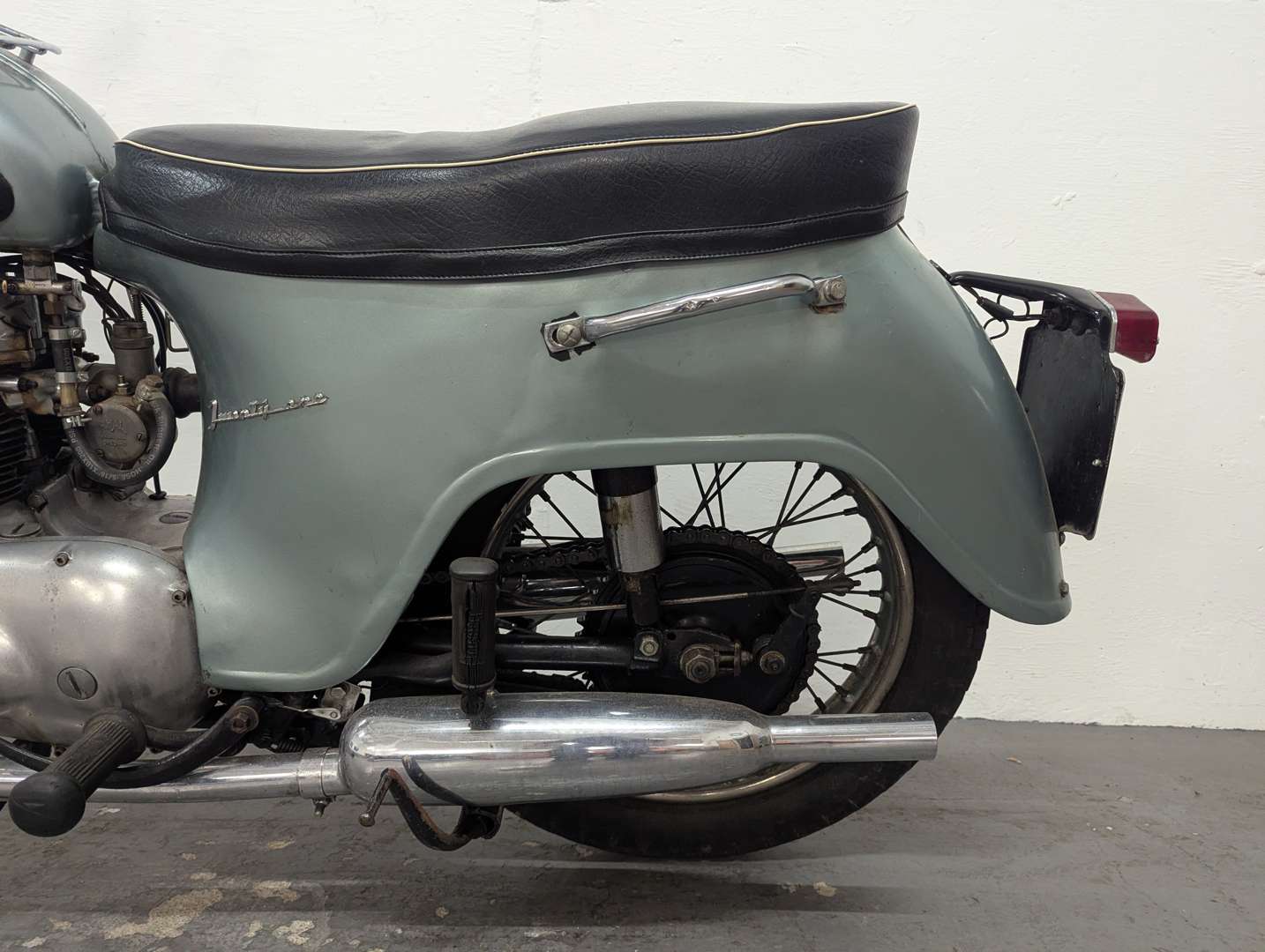 <p>1959 TRIUMPH 3TA</p>