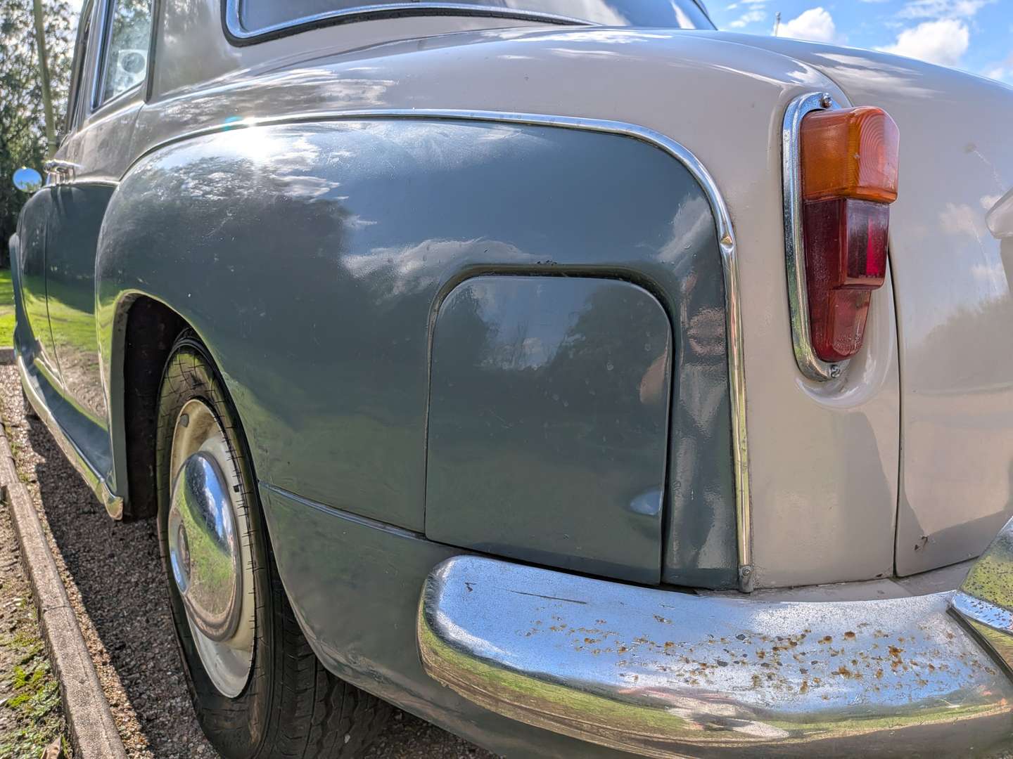 <p>1963 ROVER 95</p>