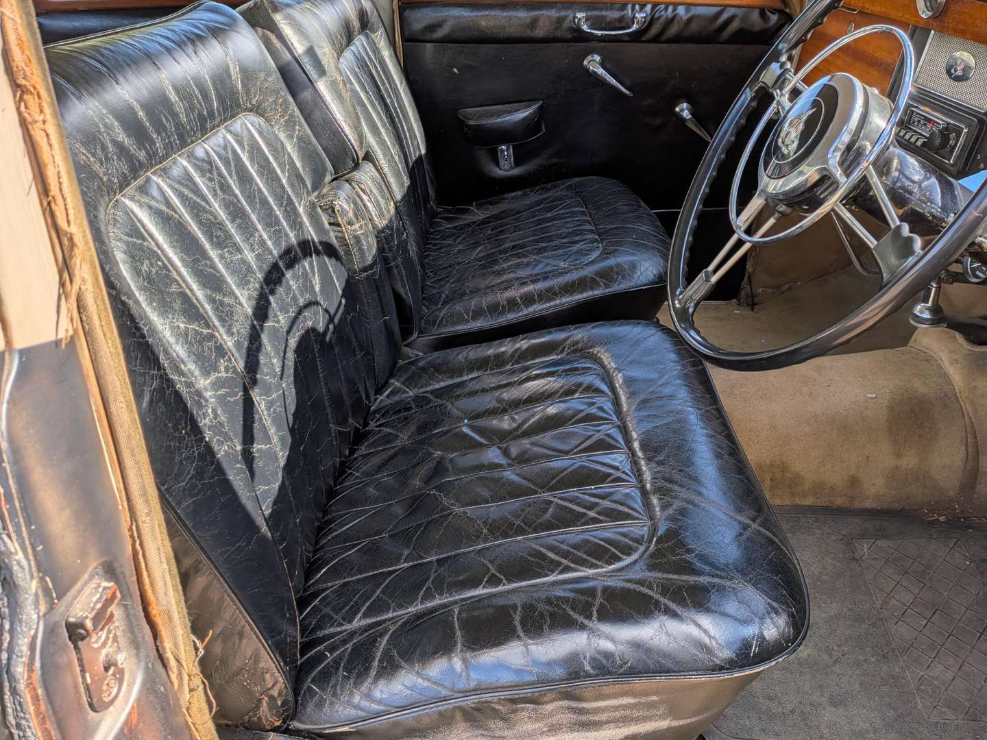 <p>1963 ROVER 95</p>