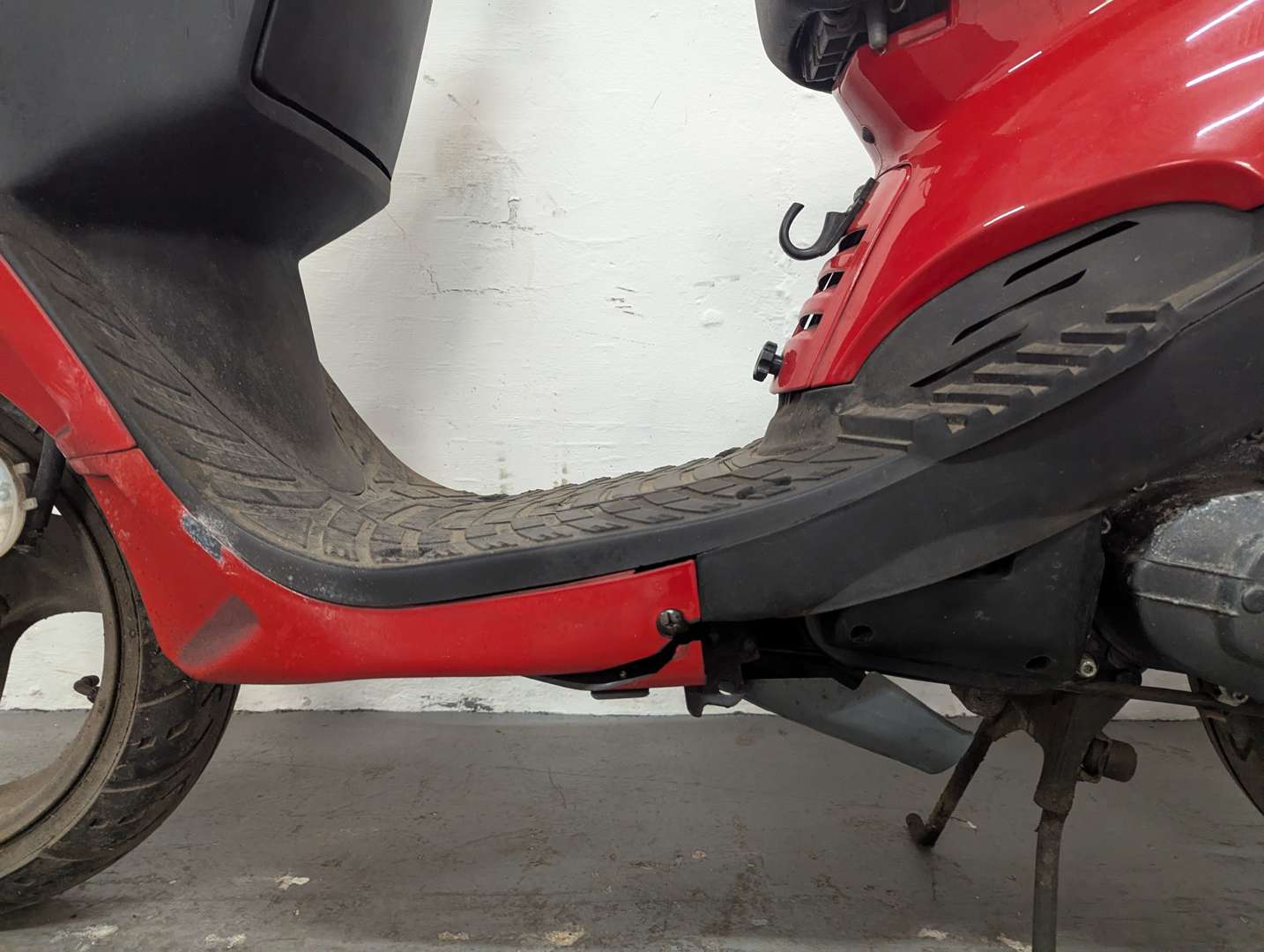 <p>2001 MOTO ROMA ROAD RUNNER 100</p>
