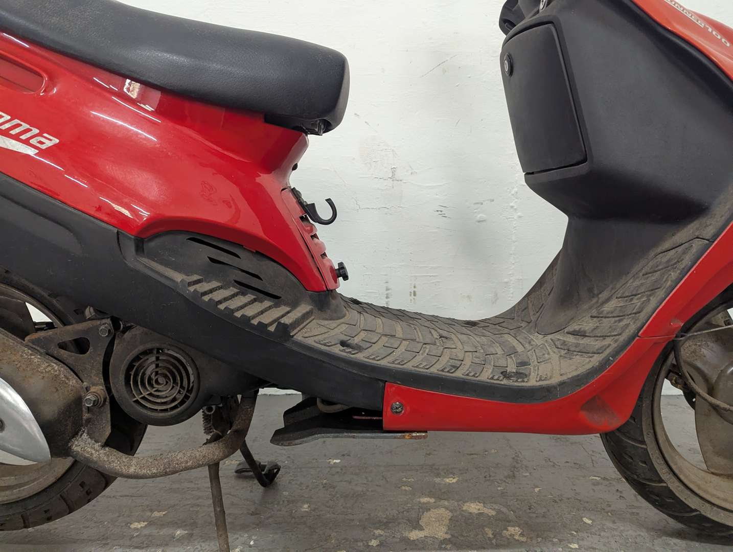 <p>2001 MOTO ROMA ROAD RUNNER 100</p>