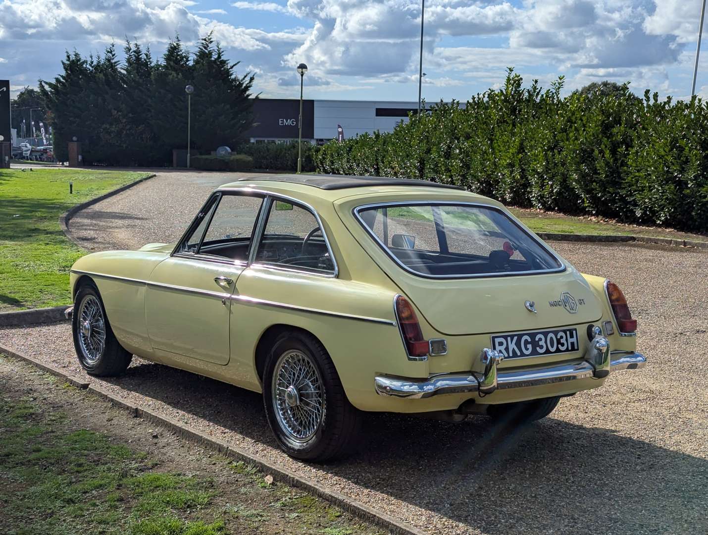 <p>1969 MG C GT</p>