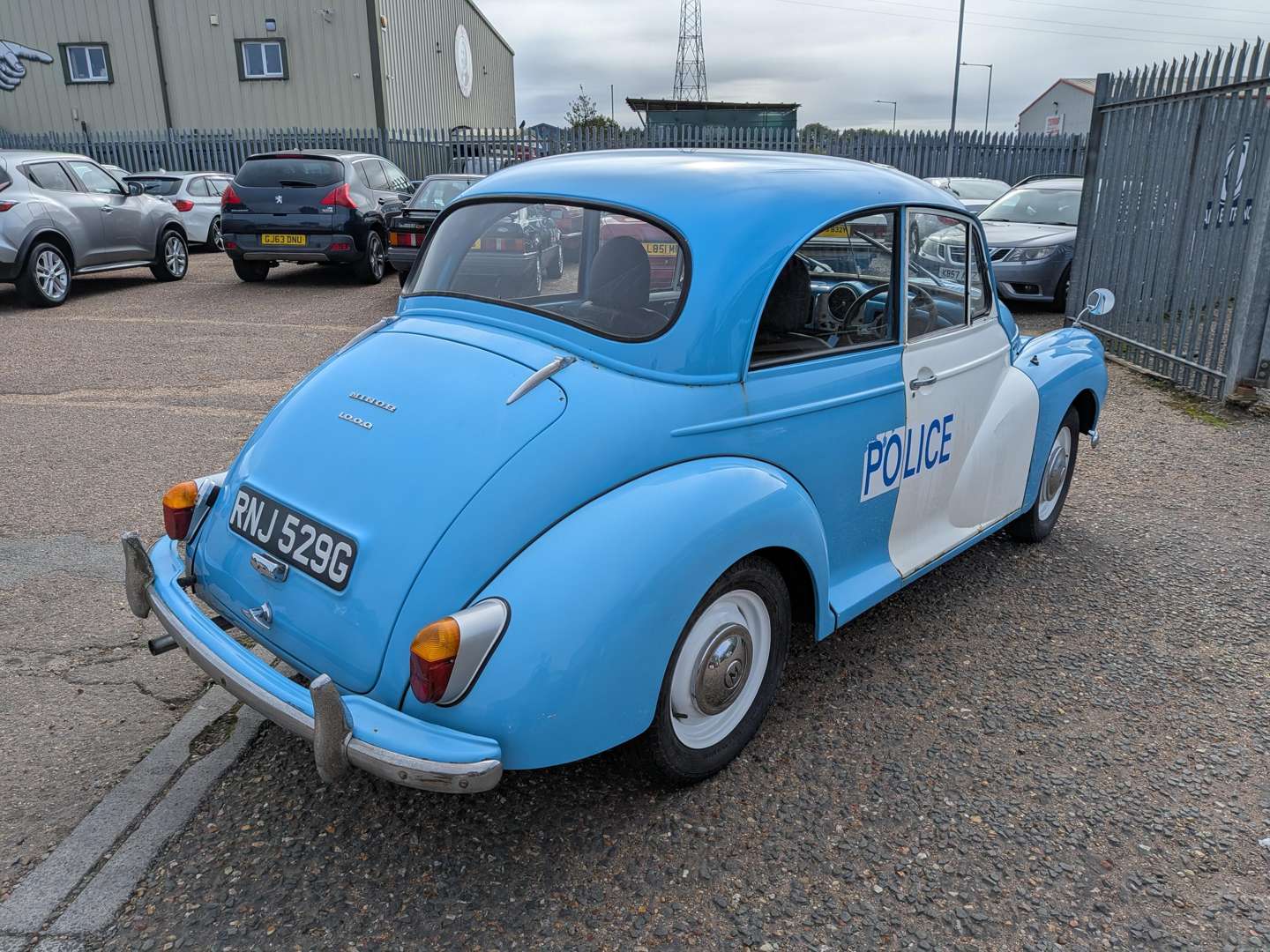 <p>1968 MORRIS MINOR 1000</p>