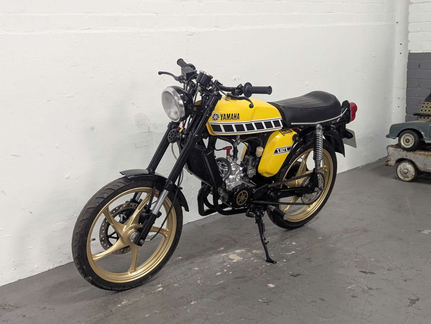 <p>1993 YAMAHA FS1E</p>