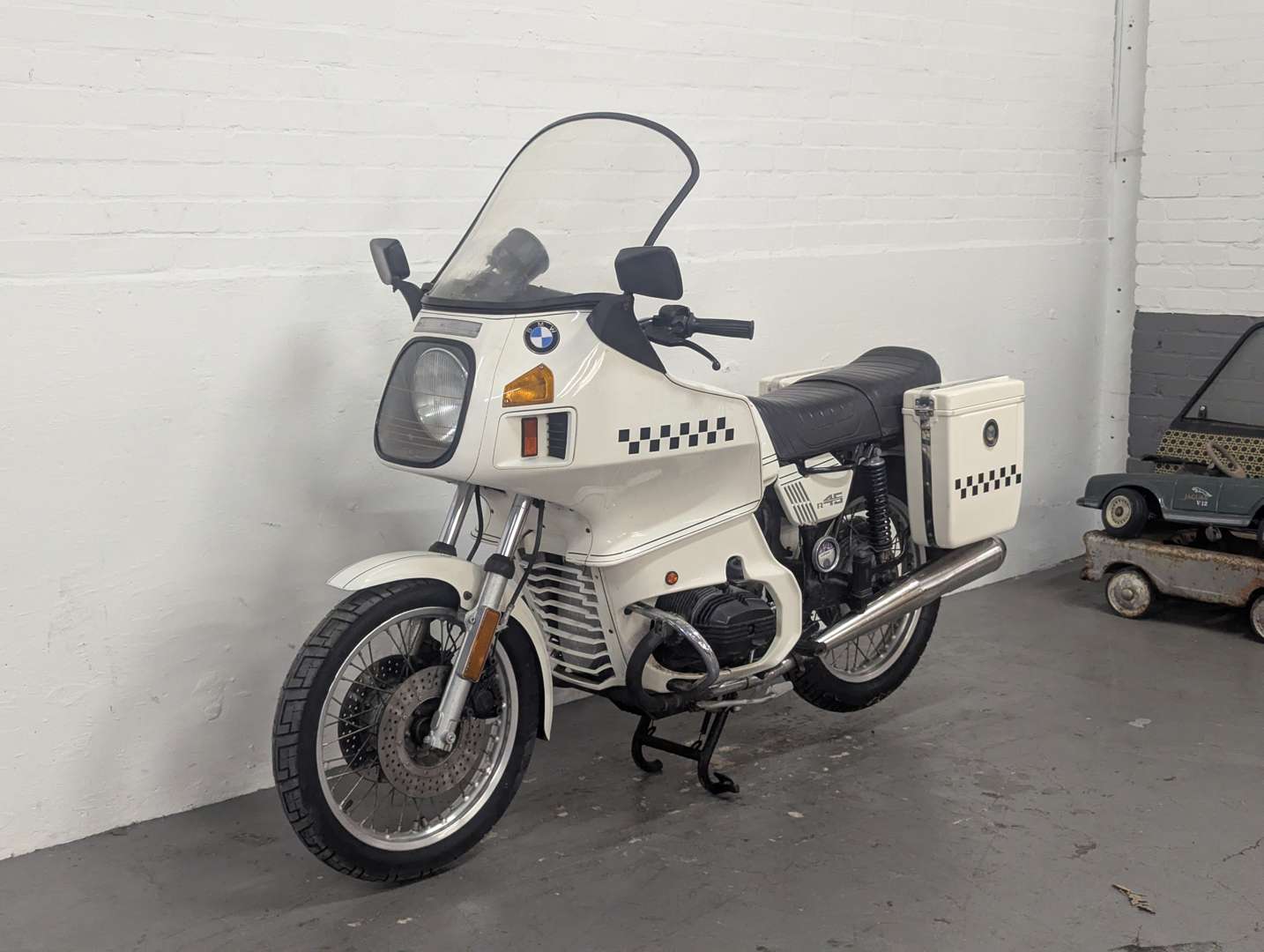 <p>1985 BMW R45TIC</p>