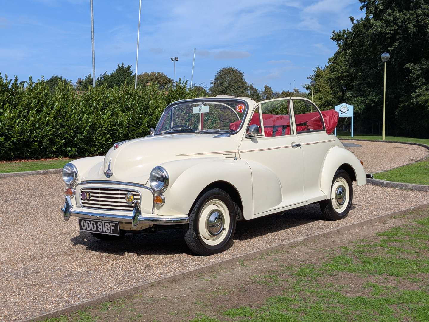 <p>1968 MORRIS MINOR 1000</p>