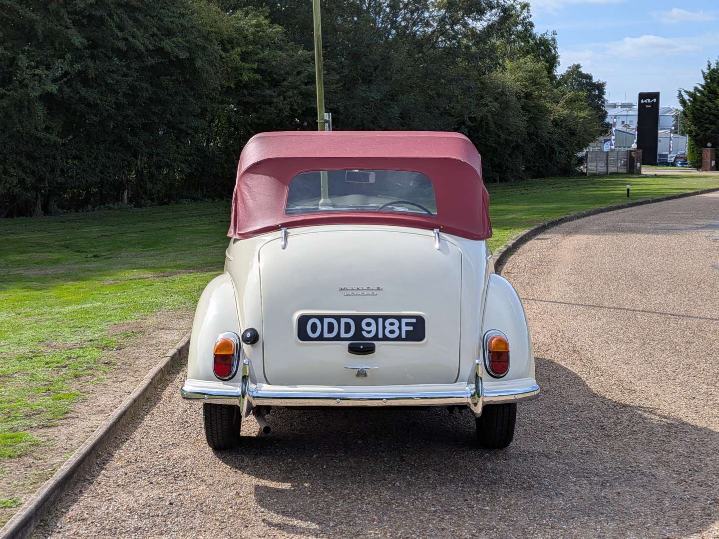 <p>1968 MORRIS MINOR 1000</p>