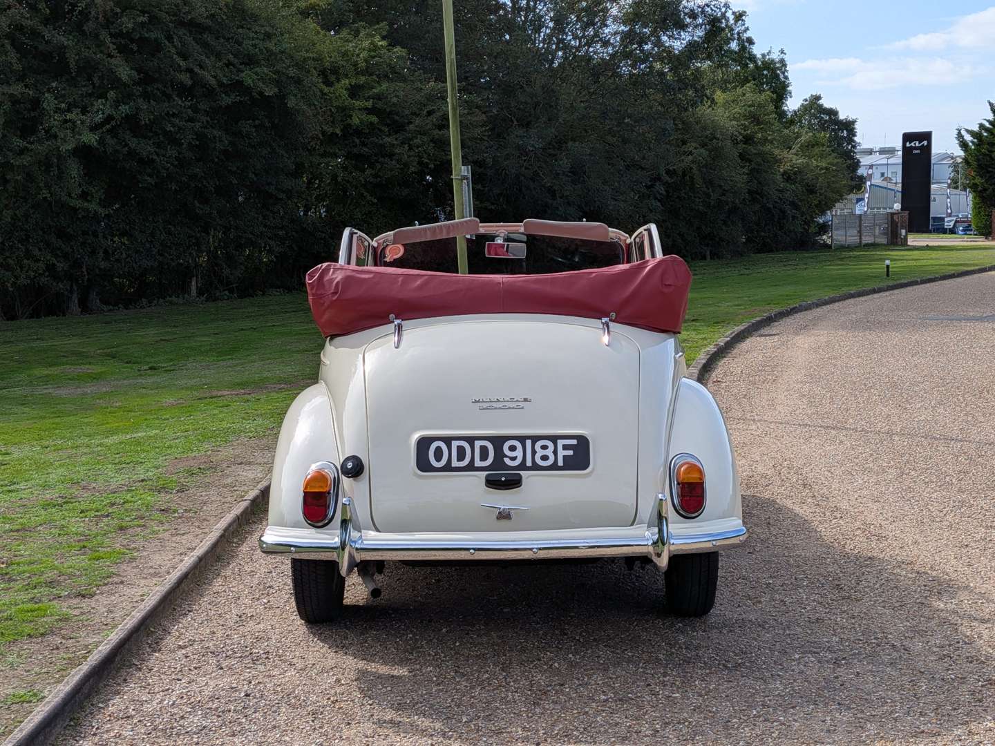 <p>1968 MORRIS MINOR 1000</p>