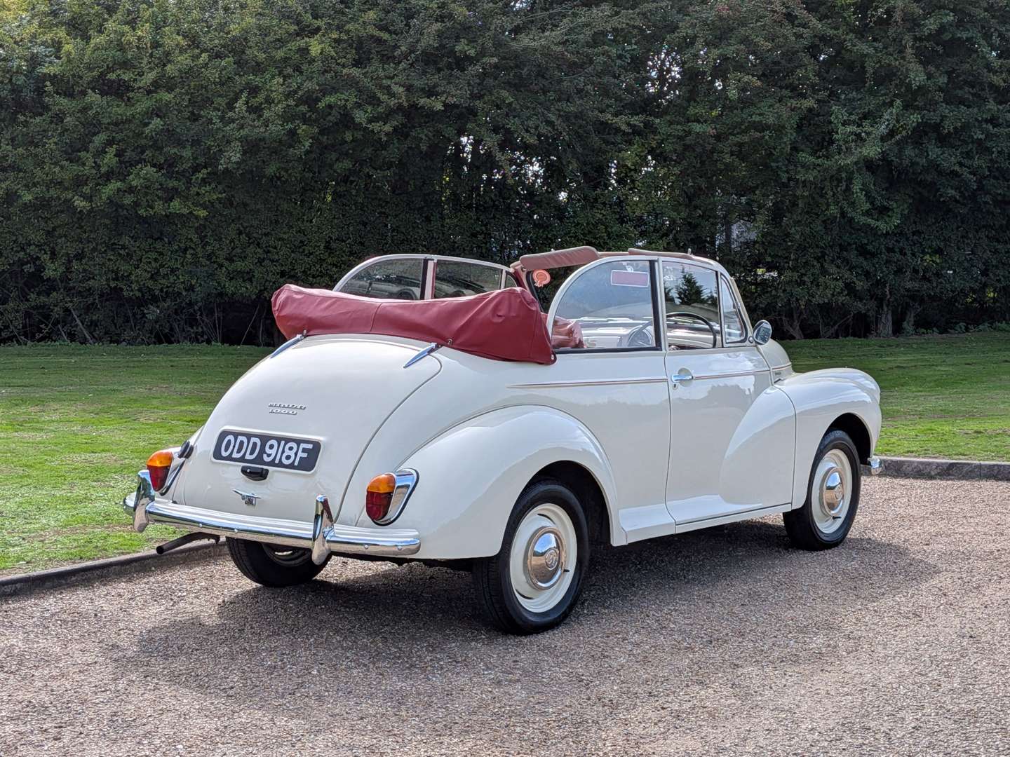 <p>1968 MORRIS MINOR 1000</p>