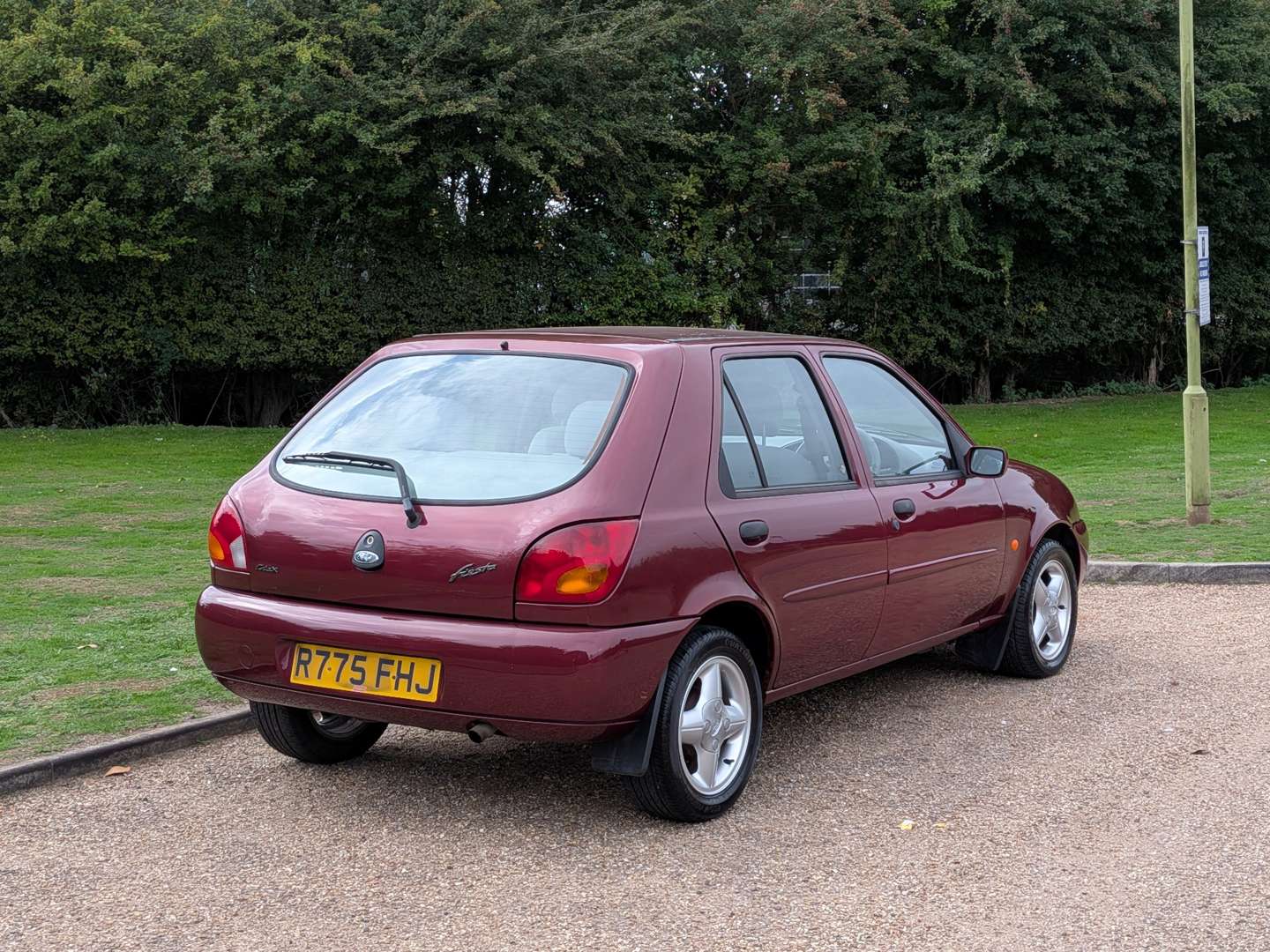 <p>1998 FORD FIESTA GHIA X - FAMILY REGISTERED FROM NEW</p>