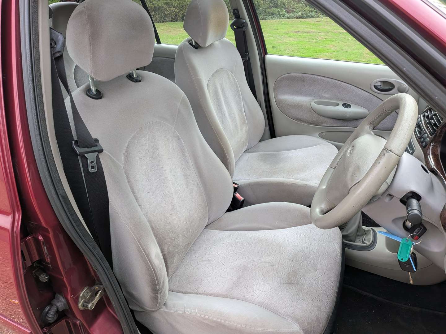 <p>1998 FORD FIESTA GHIA X - FAMILY REGISTERED FROM NEW</p>