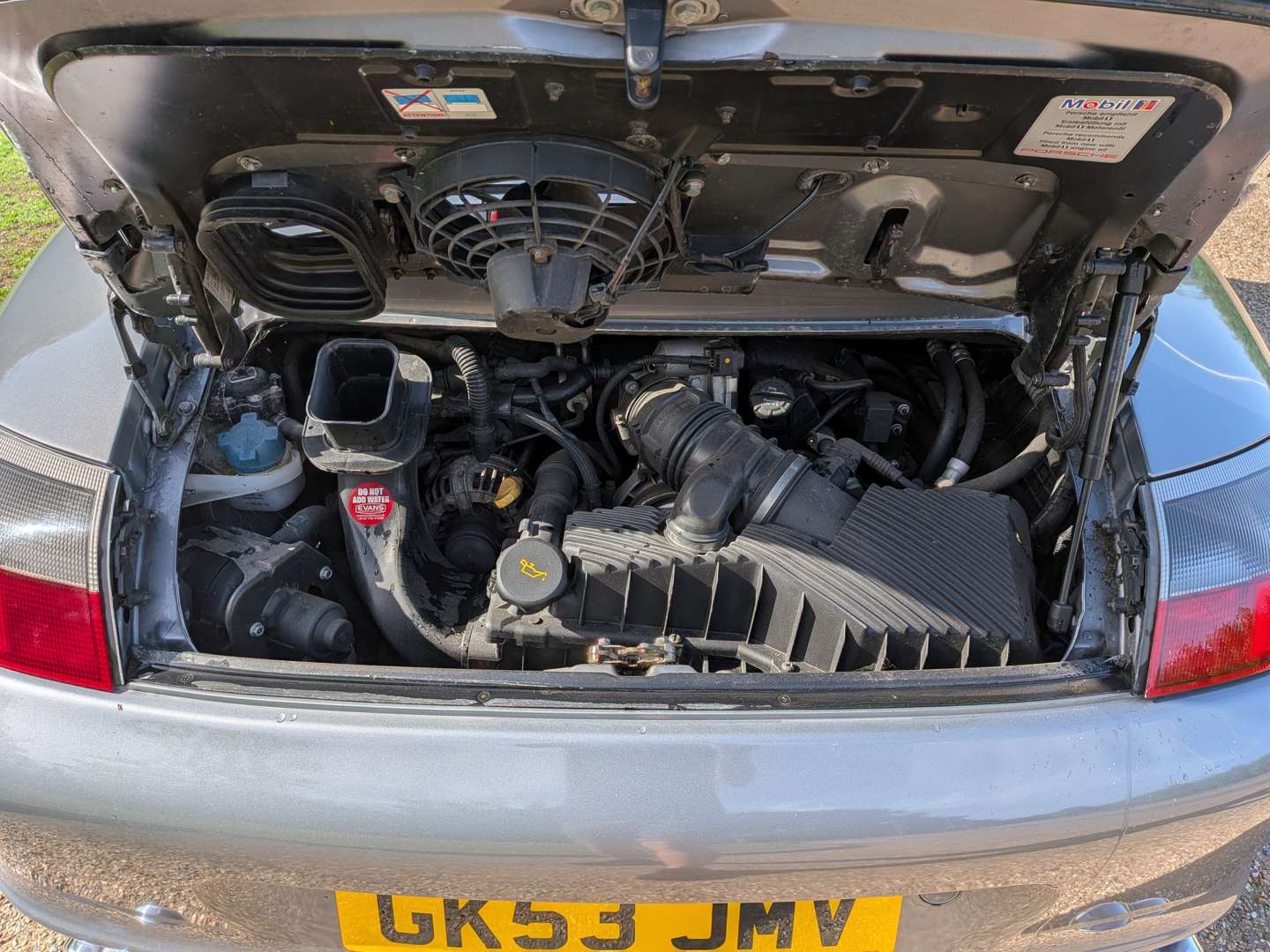 <p>2003 PORSCHE 911 996 CARRERA 2</p>