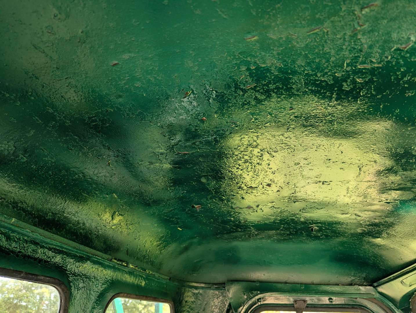 <p>1963 BEDFORD CA TRUCK</p>