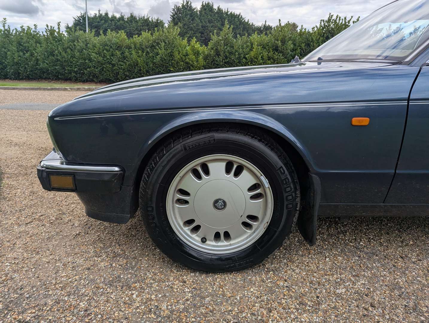 <p>1994 JAGUAR SOVEREIGN</p>