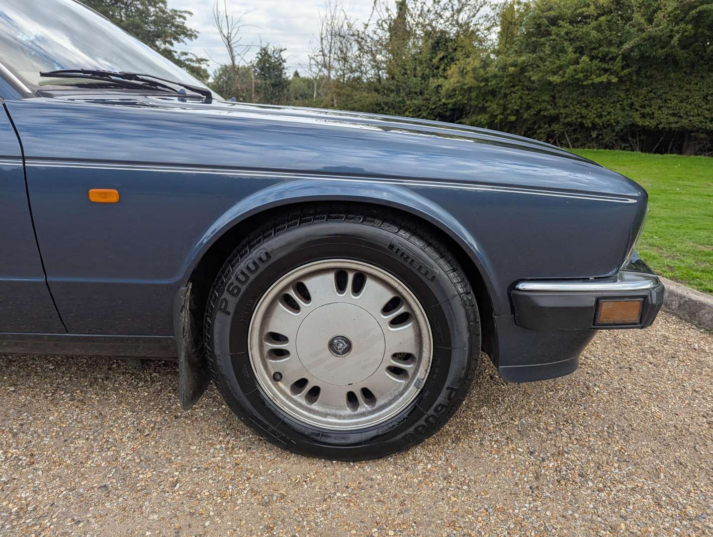 <p>1994 JAGUAR SOVEREIGN</p>