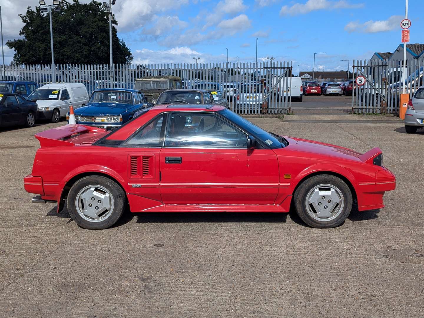 <p>1986 TOYOTA MR2 AW11</p>