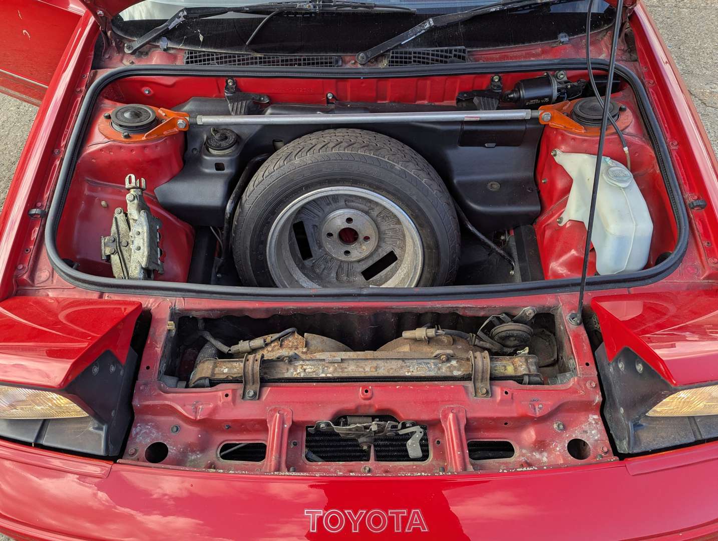 <p>1986 TOYOTA MR2 AW11</p>