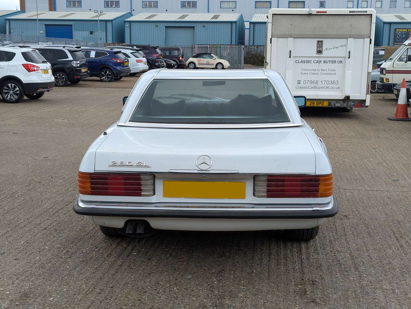 <p>1978 MERCEDES 280SL</p>