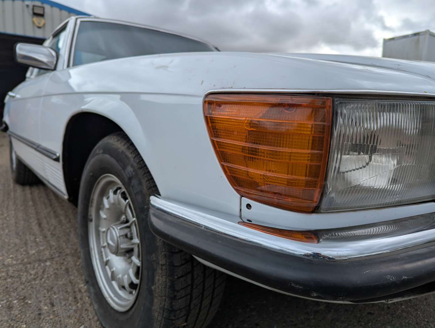 <p>1978 MERCEDES 280SL</p>