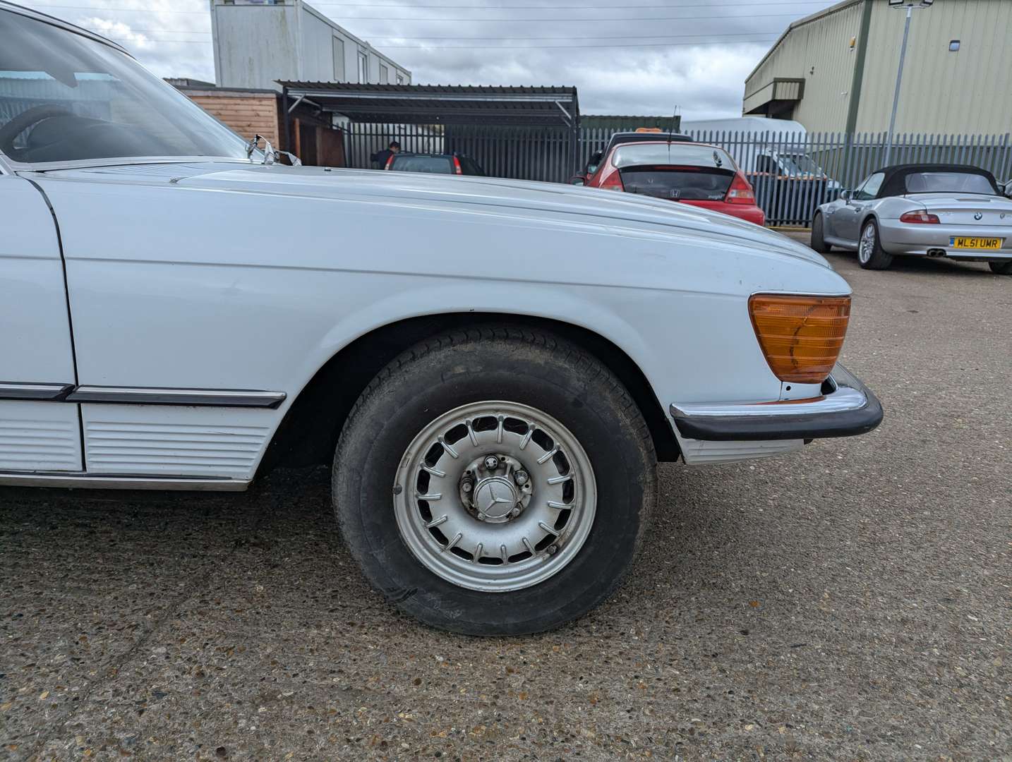 <p>1978 MERCEDES 280SL</p>