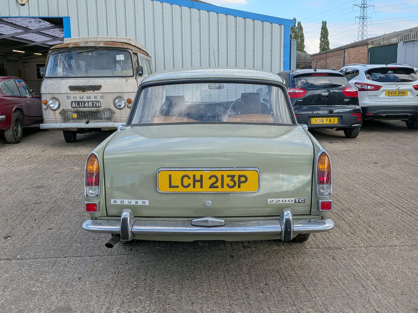 <p>1975 ROVER 2200TC</p>