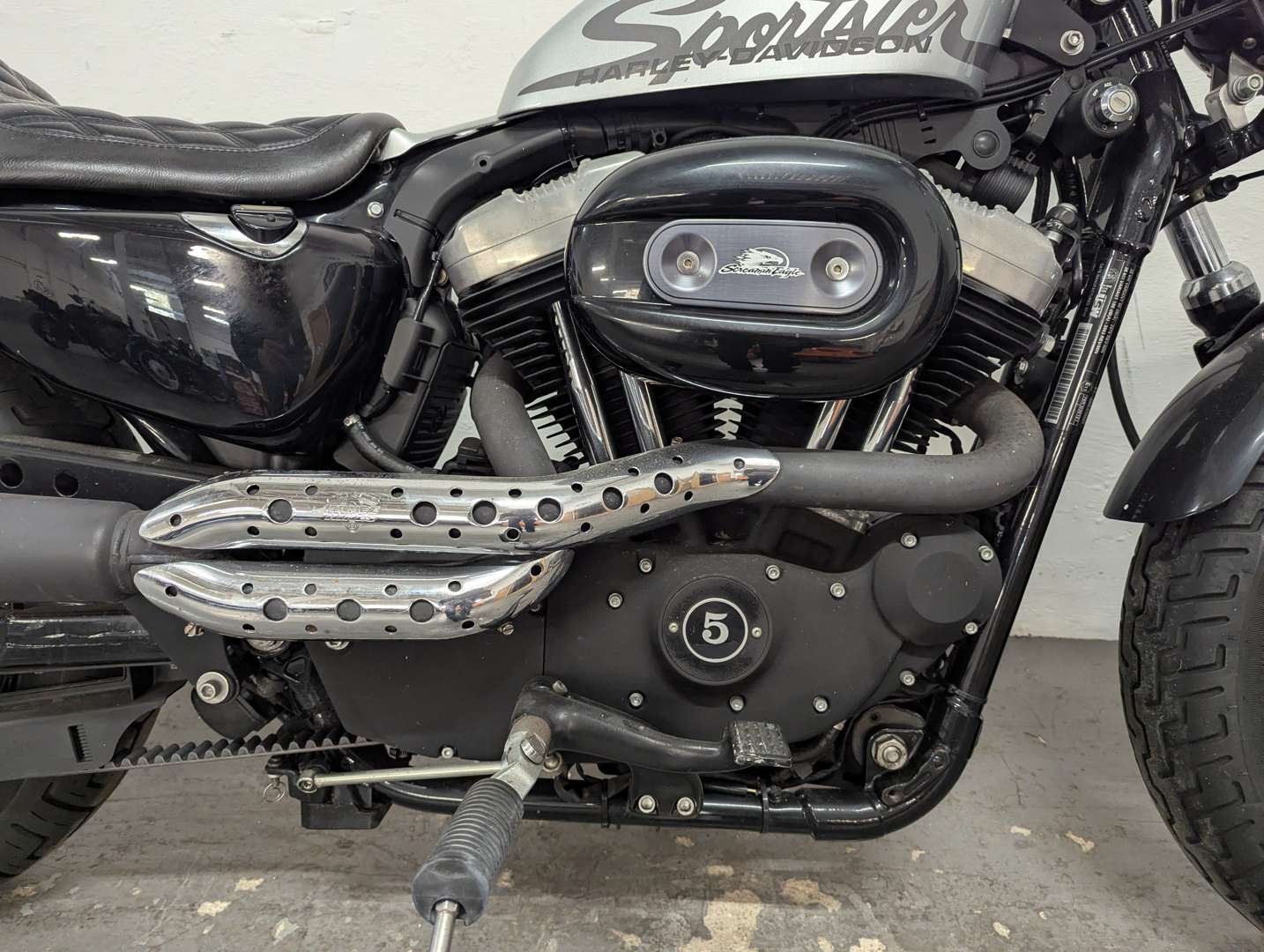<p>2010 HARLEY DAVIDSON XL 1200 X FORTY EIGHT</p>