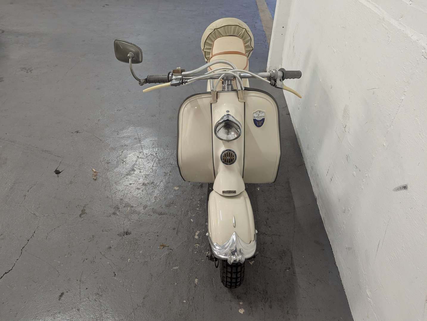 <p>1956 LAMBRETTA 150</p>