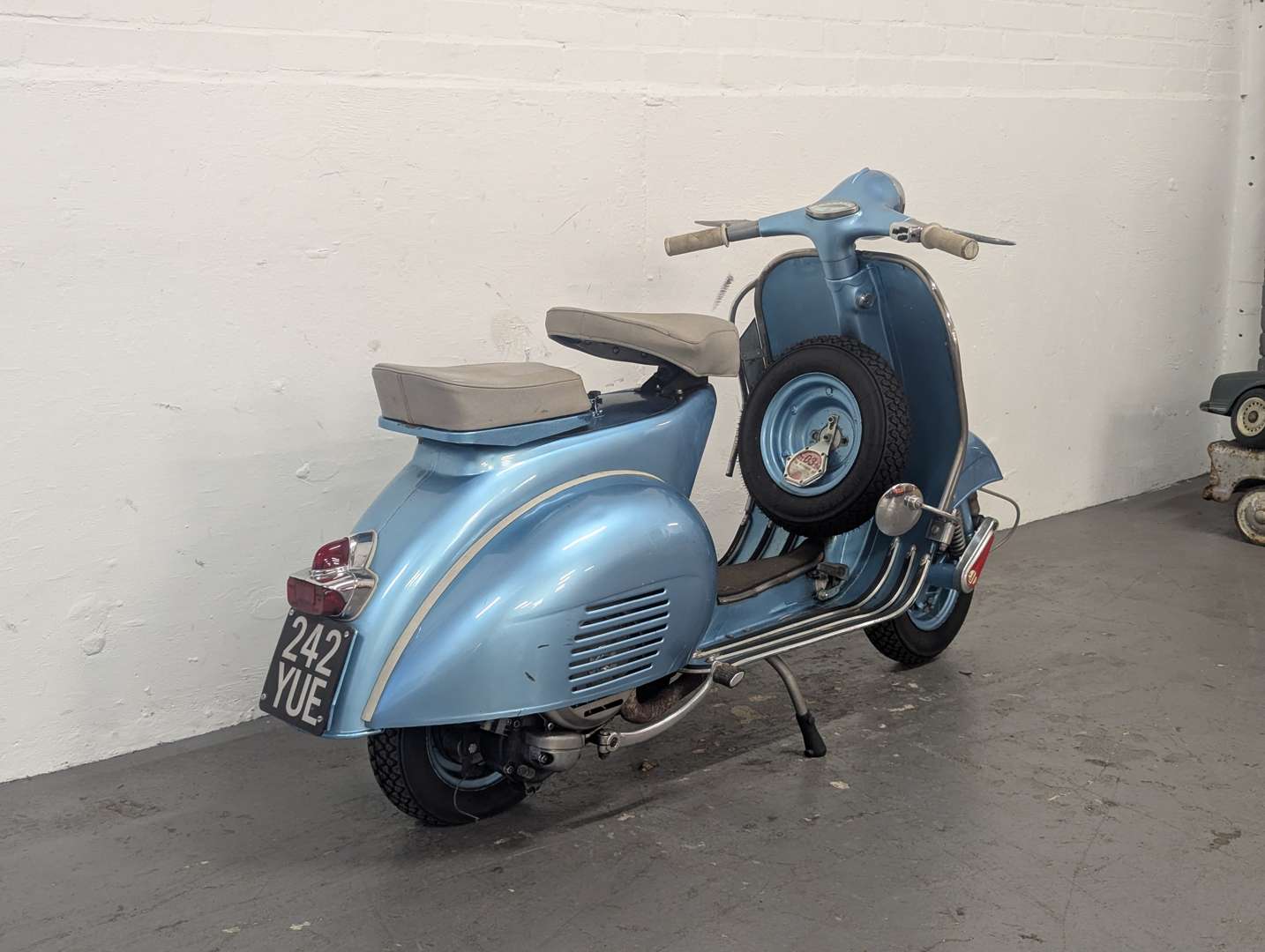 <p>1961 PIAGGIO VESPA VBB1T 150</p>